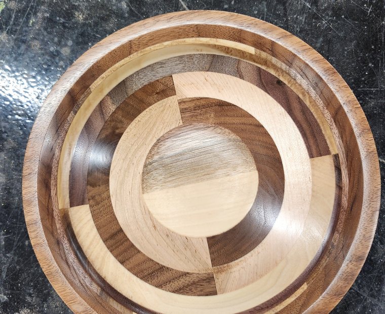 Interior pattern of a segmented wood bowl